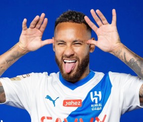 开云体育- G2不断突破！，内马尔连续十五场比赛得分超过表现优异热度持续攀升